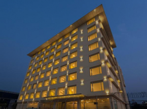 Отель GINGER Noida City Center  Ноида
